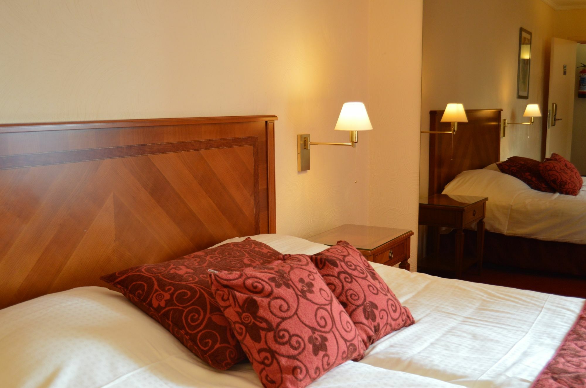 Hotel Les 3 Cles Gembloux Exterior foto