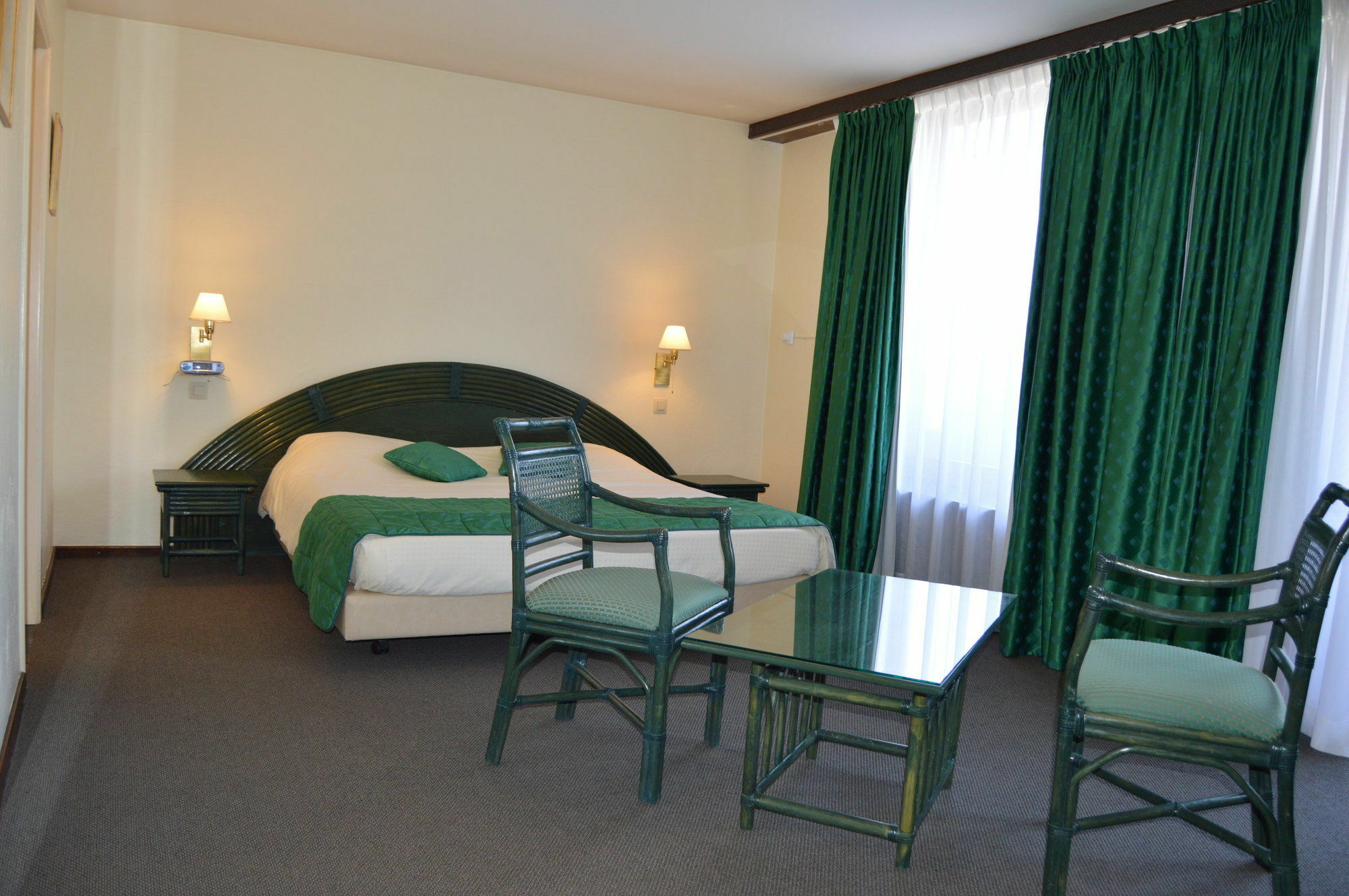 Hotel Les 3 Cles Gembloux Exterior foto